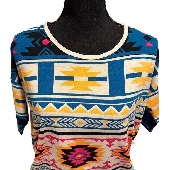 LuLaRoe Tops - LulaRoe Irma Mid-Sleeve Stretchy High-Low Tunic Top Loose Fit Modest XXS-XS-S-M